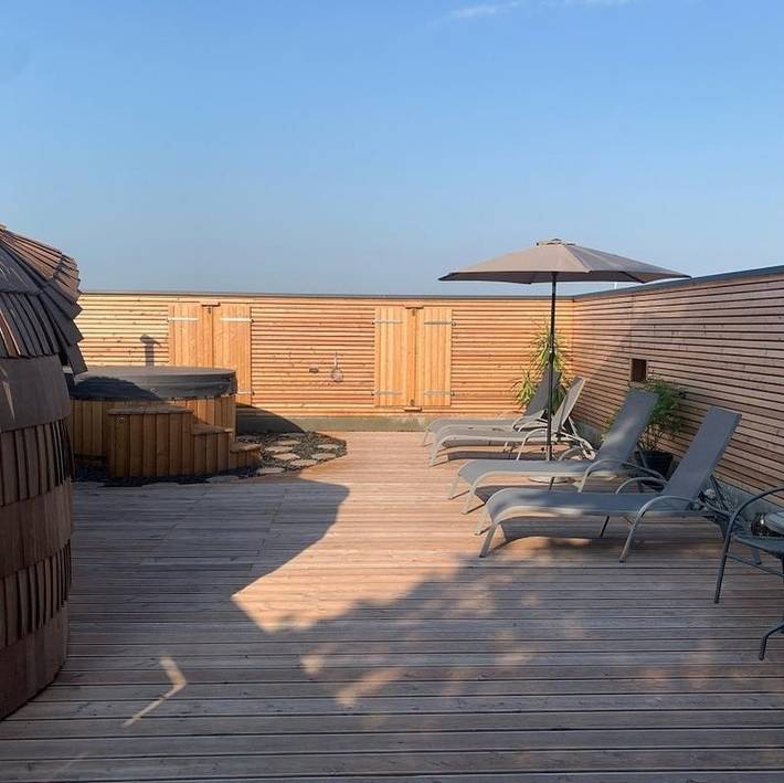 Camping für 4 Personen, mit Sauna und Terrasse sowie Whirlpool in Deutschland - 3