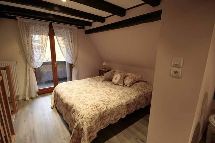 Appartement entier, Louise, Appartement 2 personnes à Kaysersberg - 1 chambre, balcon in Kaysersberg, Parc naturel régional des Ballons des Vosges
