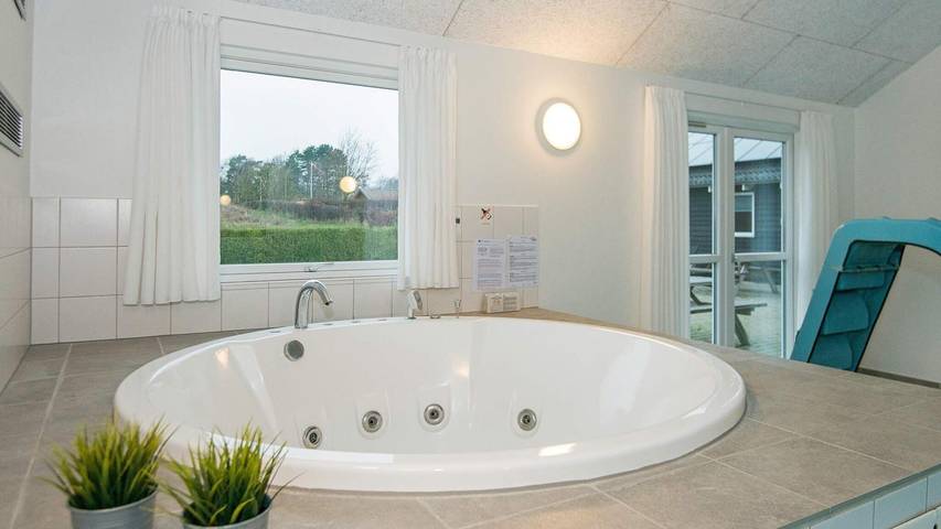 Ferienhaus für 18 Personen, mit Sauna, mit Haustier in Ahl Strand - 4