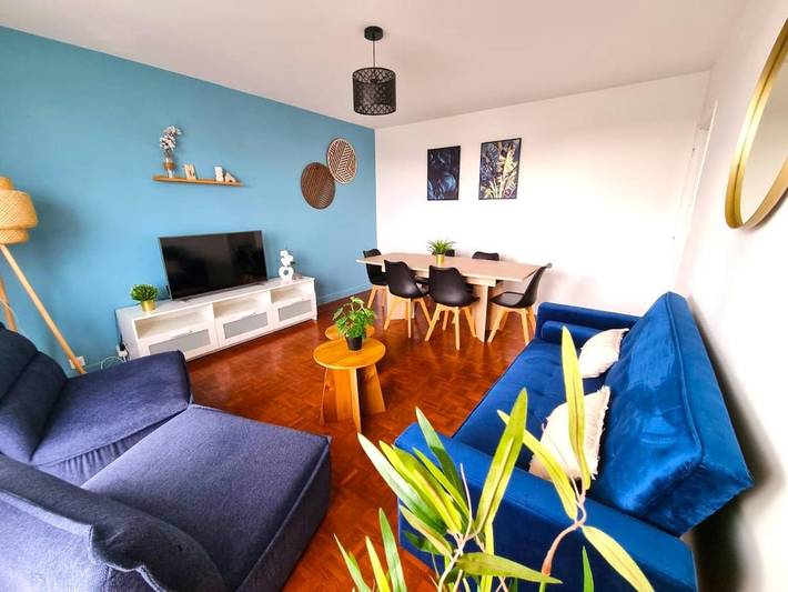 Gîte pour 7 personnes, avec balcon et vue à Saint-Étienne-du-Rouvray