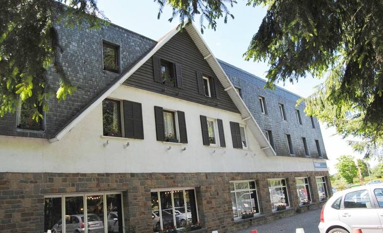 Hôtel pour 3 personnes, avec Terrasse et Jardin dans Banneux