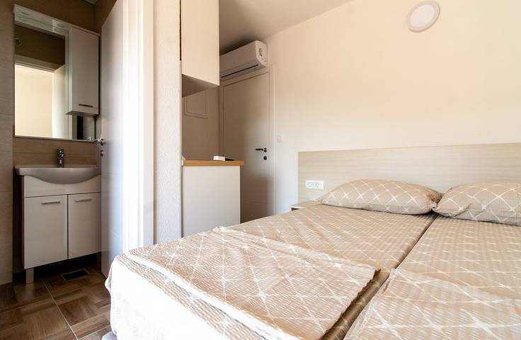 Ganze Wohnung, Ferienwohnung für 2 Personen mit Balkon/Terrasse in Neum, Bosnien und Herzegowina