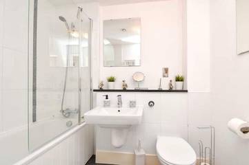 Apartment for 2 People in Milton Keynes, South East England, Photo 4