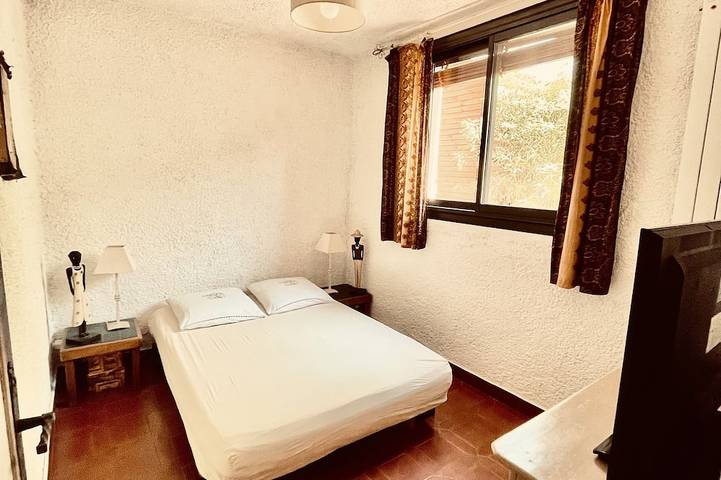 Location de vacances pour 9 personnes, avec balcon et jardin dans Plage de Lava - 2