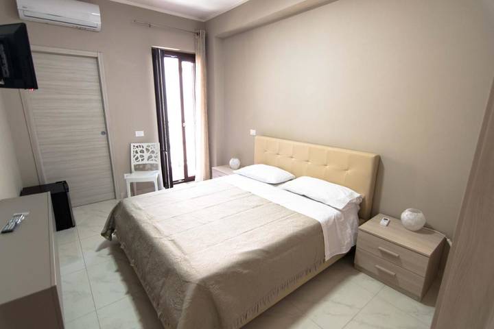 Location de vacances pour 2 personnes, avec jardin et terrasse à Cariati - 4