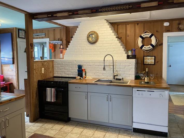Vacation rental for 12 people, with yard and balcony in Jersey Shore