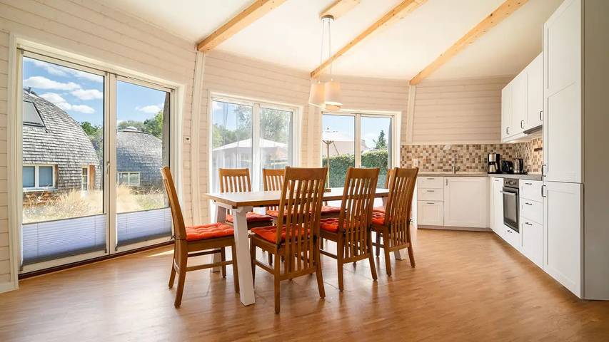 Ferienhaus für 8 Personen, mit Sauna und Terrasse sowie Garten in Penzlin - 3