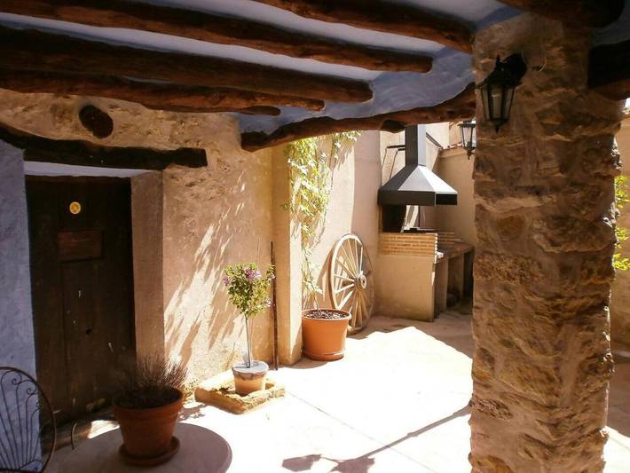 Apartamento de vacaciones para 5 personas, con jardín, Se admiten mascotas en Aragón