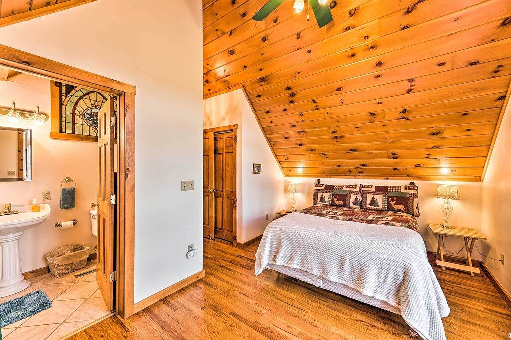 Neu! Bergspitze Chalet - 15 Minuten zum Snowshoe Resort in Greenbrier River