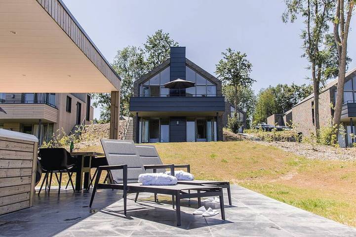 Ferienhaus für 6 Personen, mit Balkon und Garten sowie Sauna, mit Haustier