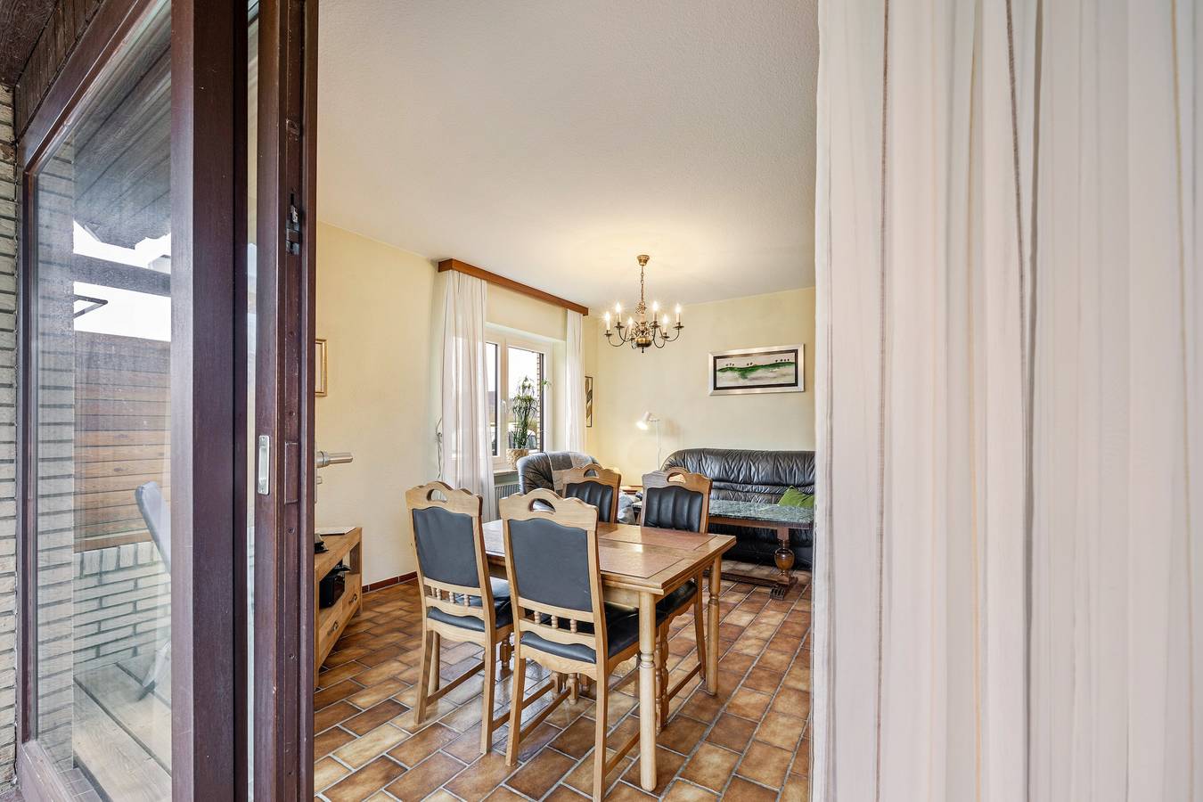 Entire apartment, Apartment 'Westerdeich' with Private Terrace, Shared Garden and Wi-Fi in Stinteck, Westerdeichstrich