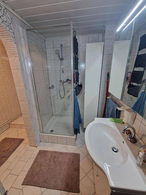 Haus mit Garten, U Bahn Nähe, gratis Parkplätze in Floridsdorf, Vienne (Autriche)
