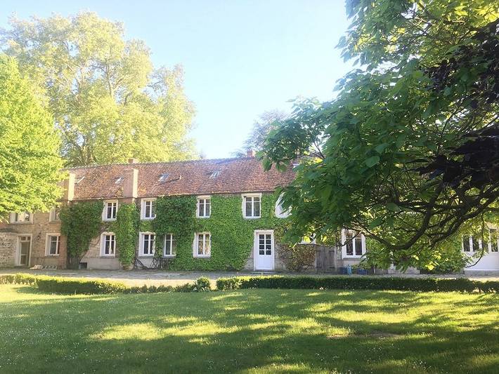 Gîte pour 22 personnes, avec jardin ainsi que terrasse et piscine à Saint-Pierre-lès-Nemours - 3