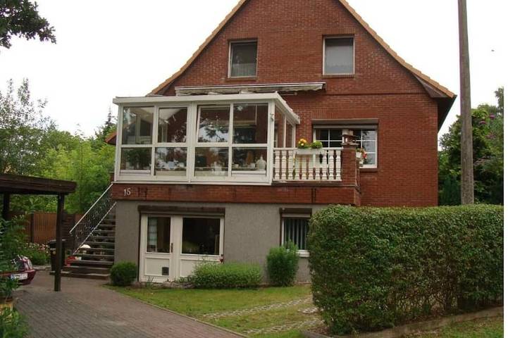 Ferienwohnung für 4 Personen, mit Garten und Sauna in Schwerin