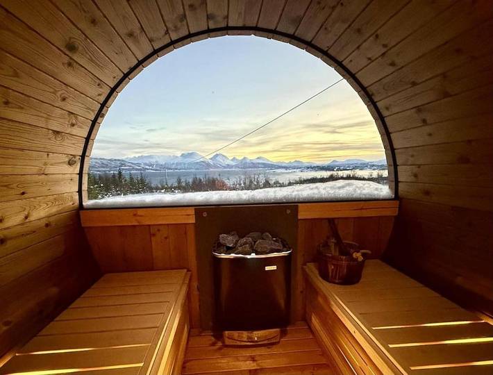 Ferienhaus für 4 Personen, mit Garten und Sauna sowie Seeblick und Ausblick