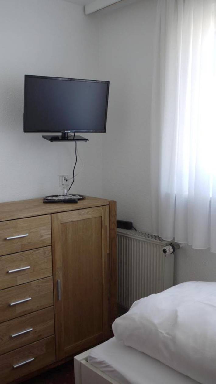 BnB für 2 Personen, mit Ausblick und Sauna sowie Terrasse, kinderfreundlich in Schmallenberg - 4