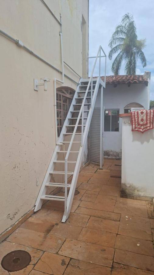 Casas e apartamentos de temporada para 5 pessoas, com jardim e jacuzzi e ainda piscina and balcão em Lago Sul