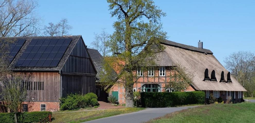 Ferienwohnung für 4 Personen, mit Garten und Ausblick in Bremen