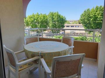 Gîte pour 4 personnes, avec balcon dans Plage du Port Fréjus