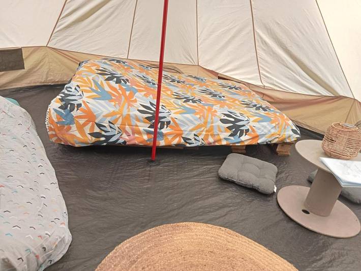 Tente pour 3 personnes, avec jardin ainsi que vue et piscine dans le Morbihan - 2