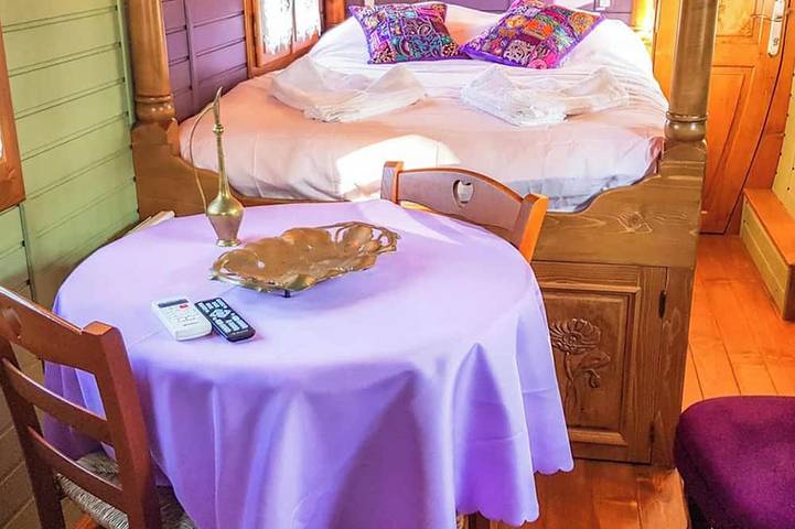 Location de vacances pour 2 personnes, avec jardin et piscine à Bussac-Forêt - 3