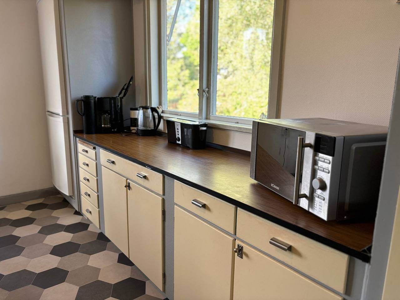 Hus Björk in Fågelfors – Gemütliches Schwedenhaus mit Kaminofen & Internet in Högsby