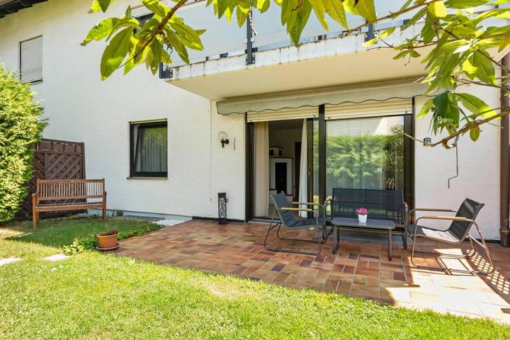 Ferienwohnung für 5 Personen, mit Terrasse und Garten in Günzburg