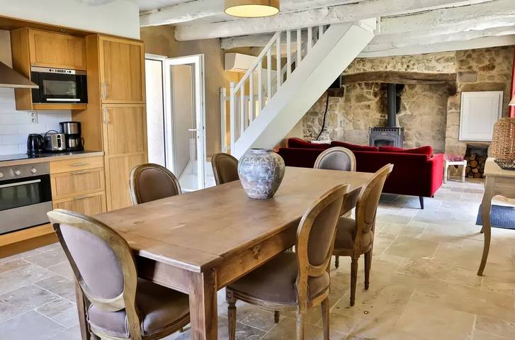 Location de vacances pour 4 personnes, avec terrasse et piscine à Maleville - 2