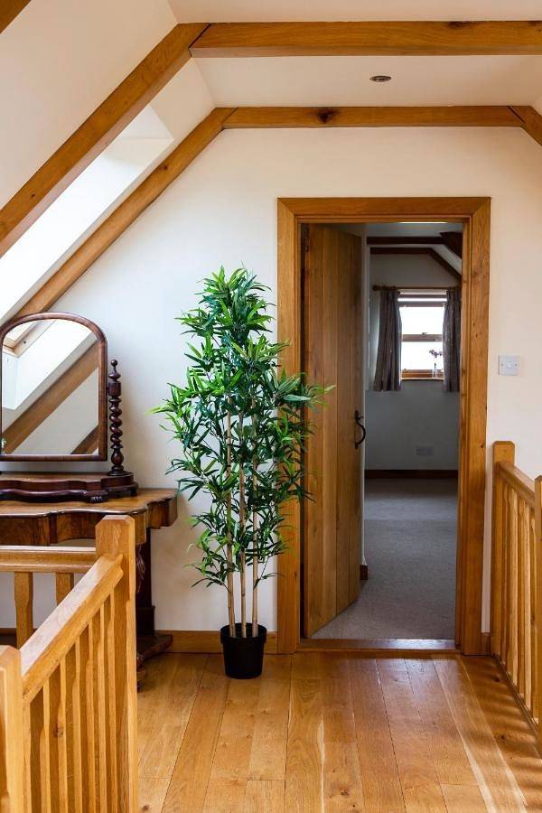 Location de vacances pour 4 personnes, avec piscine ainsi que jardin et vue dans Îles Anglo-Normandes - 2