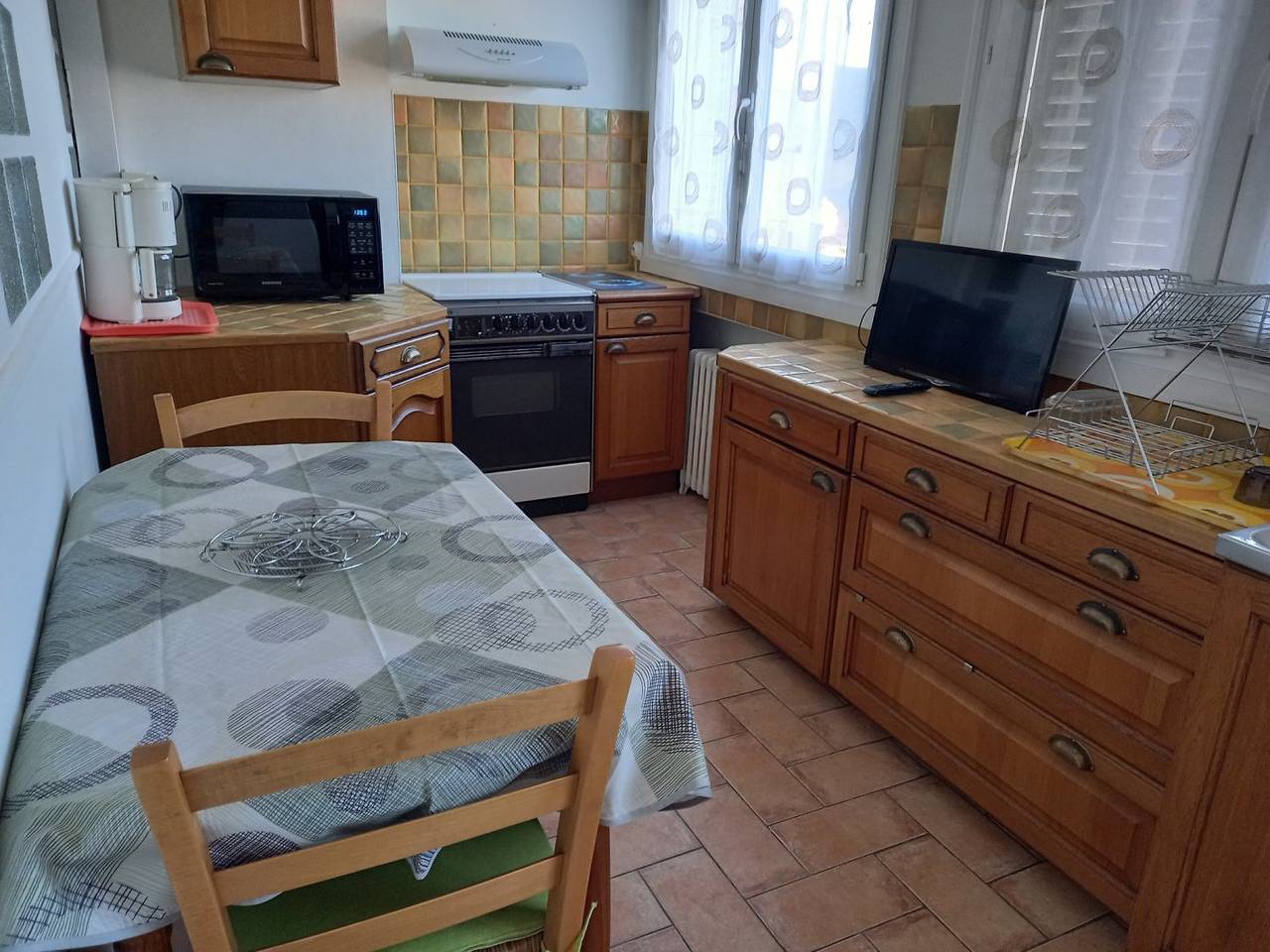Appartement entier, Appartement 2 étoiles, 5/6 couchages in Aurillac, Région d'Aurillac