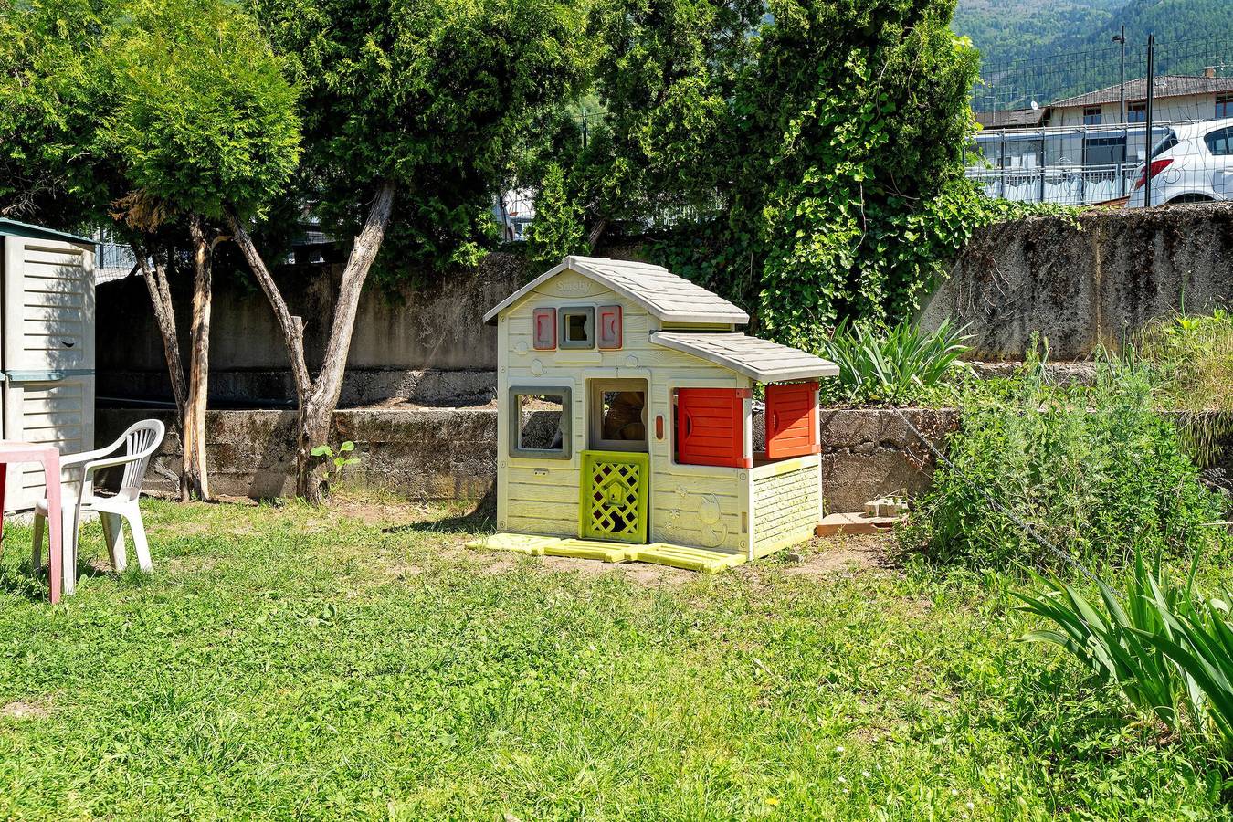 Casa vacanze 'Rosa' con vista montagna, giardino in comune e balcone in Levico Terme, Lago di Caldonazzo
