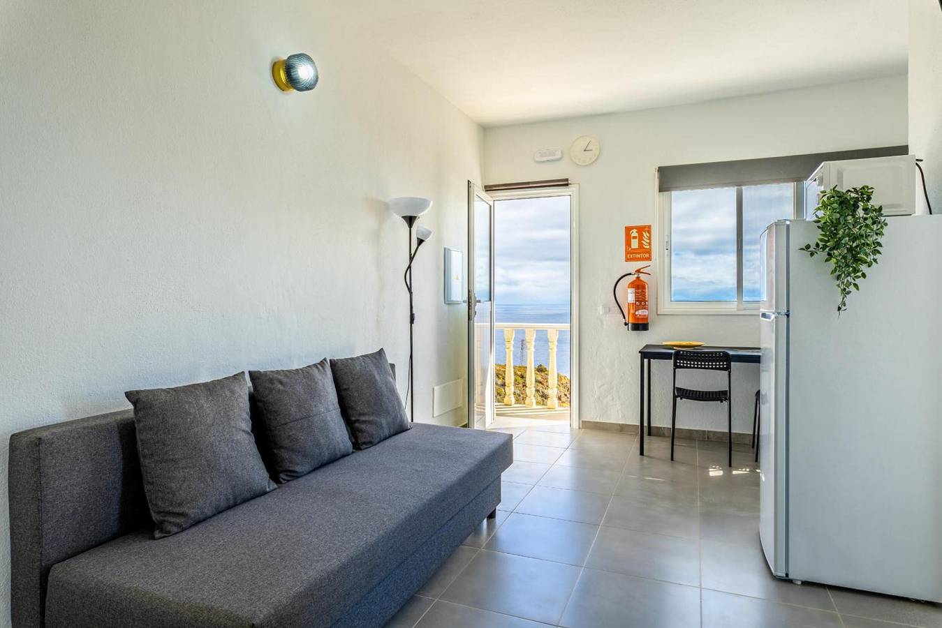 Appartement entier, Appartement 'Vivienda Vacacional Tinisagua 2' avec vue sur mer, balcon et Wi-Fi in El Fuerte, Breña Alta