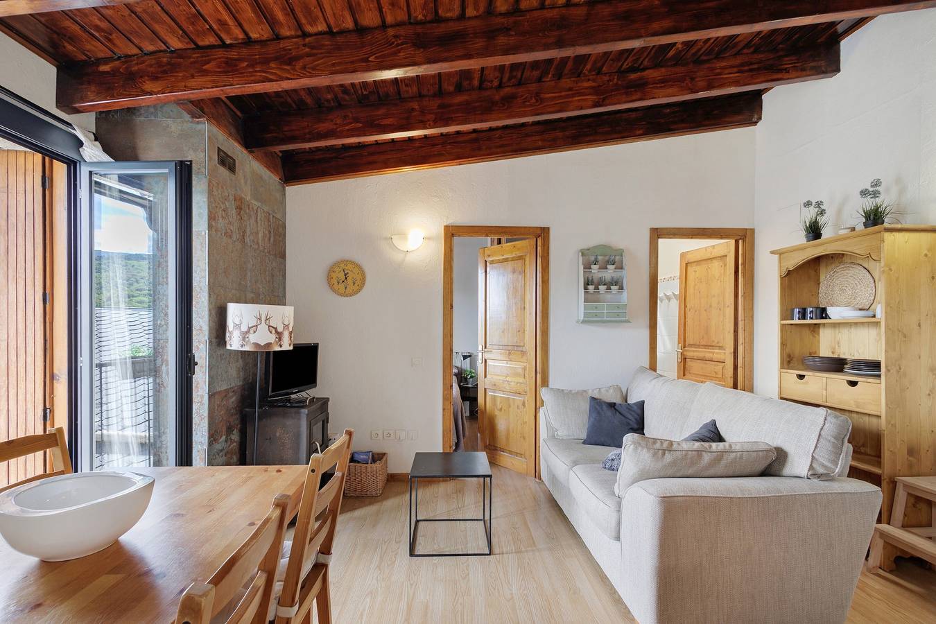 Entire apartment, Ideal Apartment in Osséja in Osséja, Parc naturel régional des Pyrénées catalanes