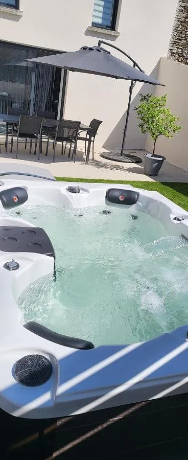 Casa de vacaciones para 5 personas, con jacuzzi y jardín - 1