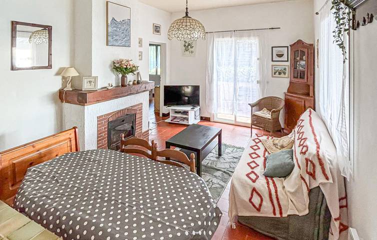 Location de vacances pour 5 personnes, avec terrasse ainsi que piscine et jardin à La Croix-Valmer - 3