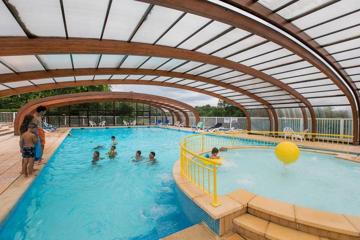 Location de vacances pour 5 personnes, avec terrasse ainsi que jacuzzi et piscine, animaux acceptés à Saint-Geniès - 2