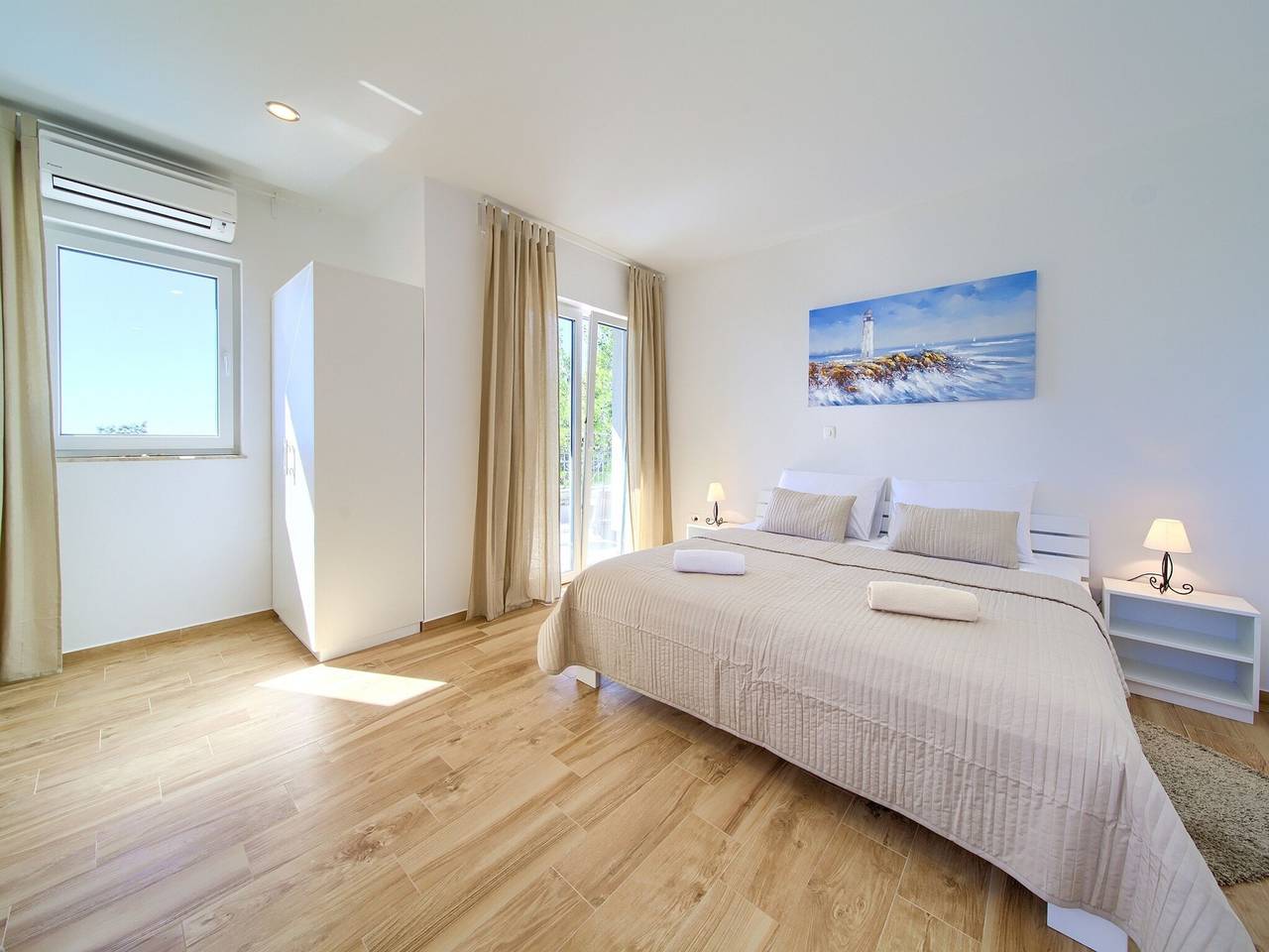 Villa in Cres with Sea Views & Pool in Martinscica, Cres