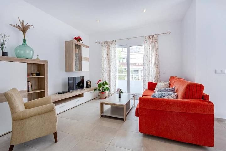 Ferienwohnung für 6 Personen, mit Terrasse und Garten sowie Ausblick in Cala Bona - 4
