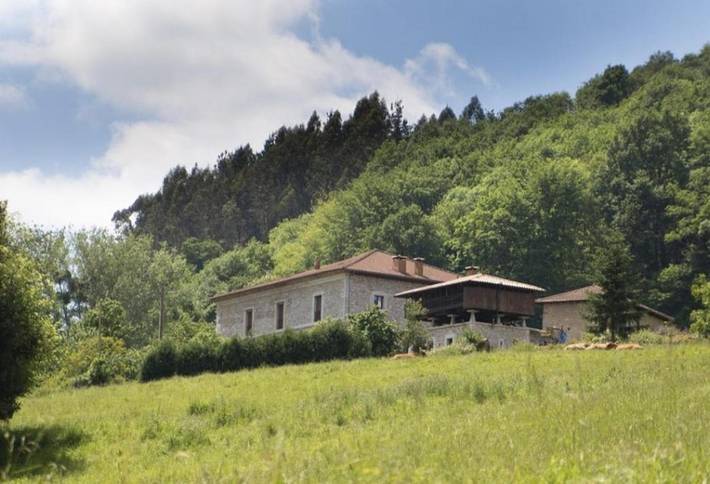 Casa de familia para 3 personas, con jardín y vistas, Familias con niños en Belmonte de Miranda - 2