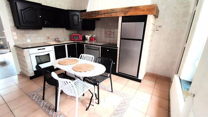 Gîte pour 4 personnes, avec jardin