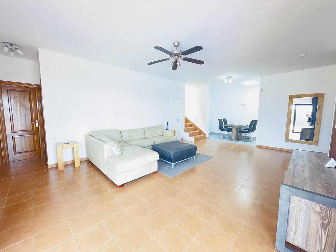 Casa vacanze 'Villa Maria' con vista sulle montagne, Wi-Fi e aria condizionata in Playa Blanca, Yaiza