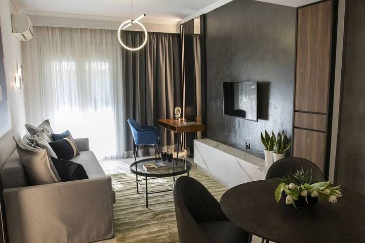 Location de vacances pour 6 personnes, avec Balcon ainsi que Jacuzzi et Jardin dans Veria