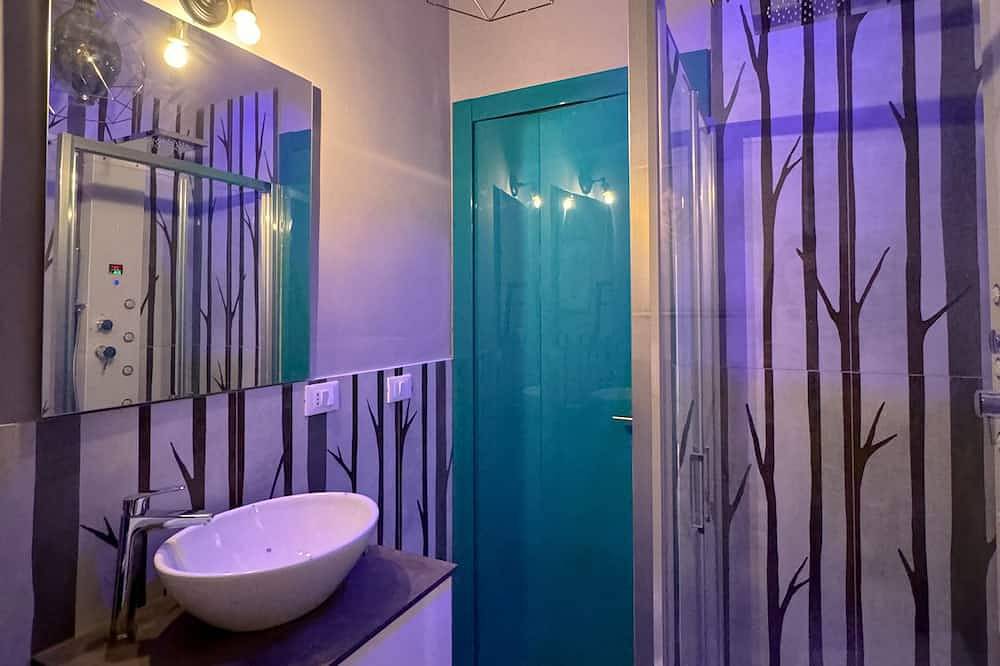 Entire apartment, Sans Soucis - Design Apartment - Neptune in Nettuno, Rome Province