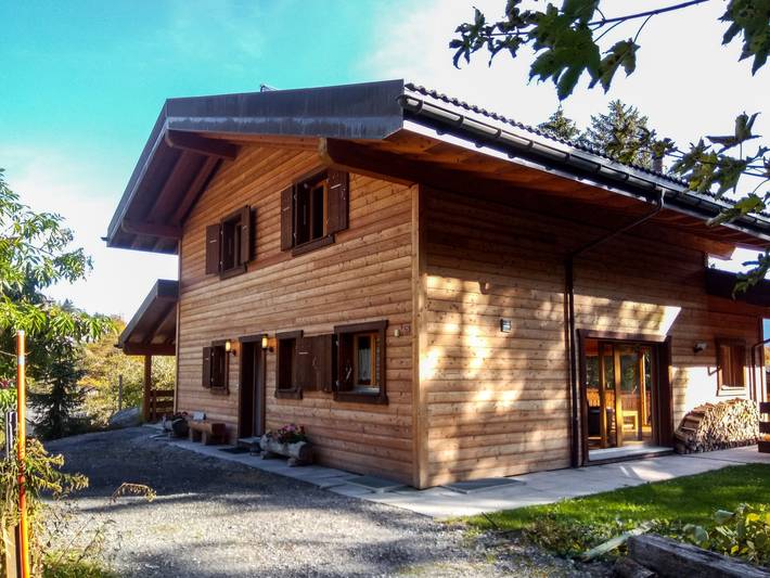 Location de vacances pour 8 personnes, avec jardin et balcon dans Ovronnaz - 4
