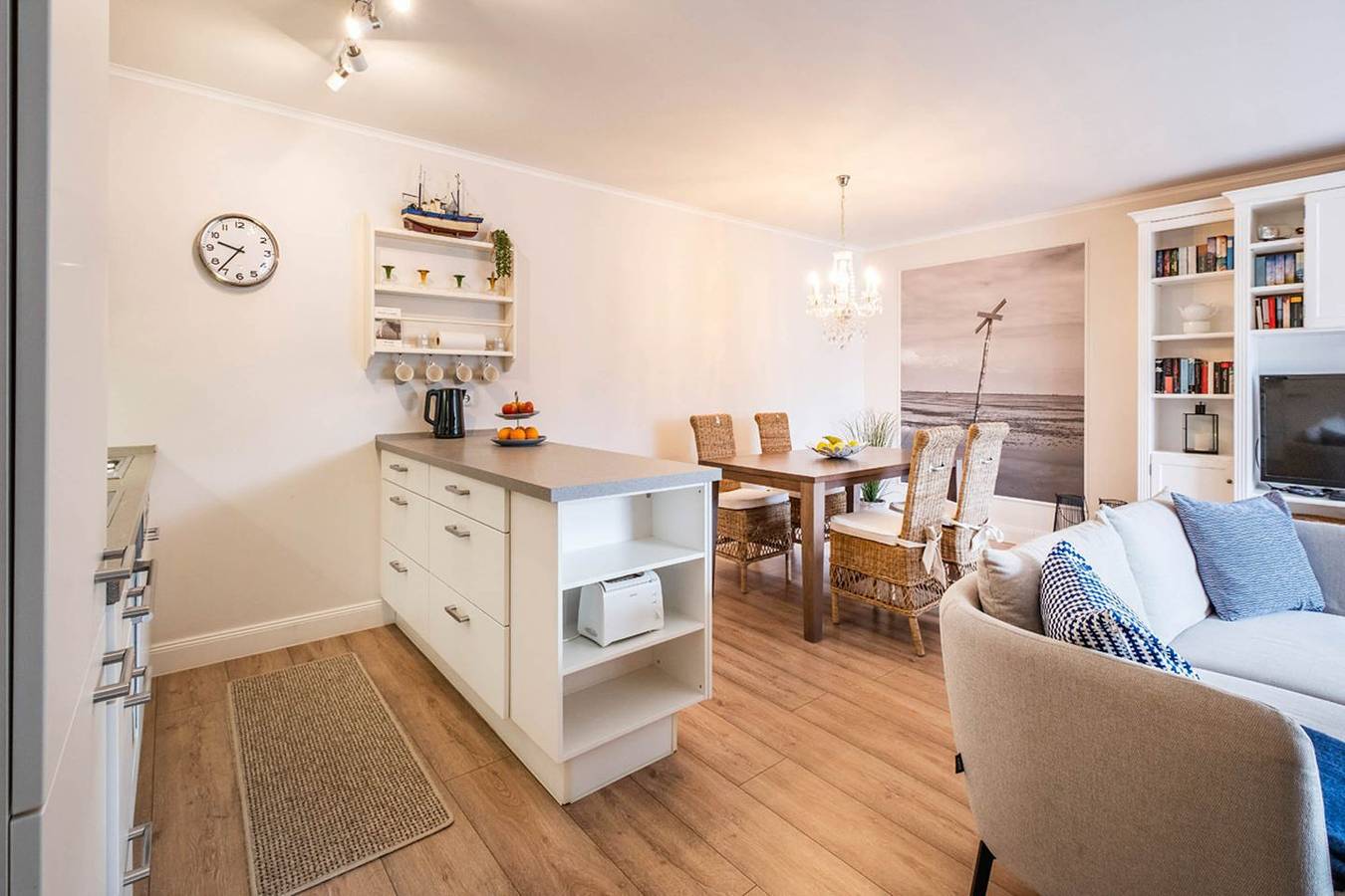 Ganze Wohnung, Wohnen unter Reet - Ferienwohnung für bis zu 4 Personen in Büsum, Dithmarschen