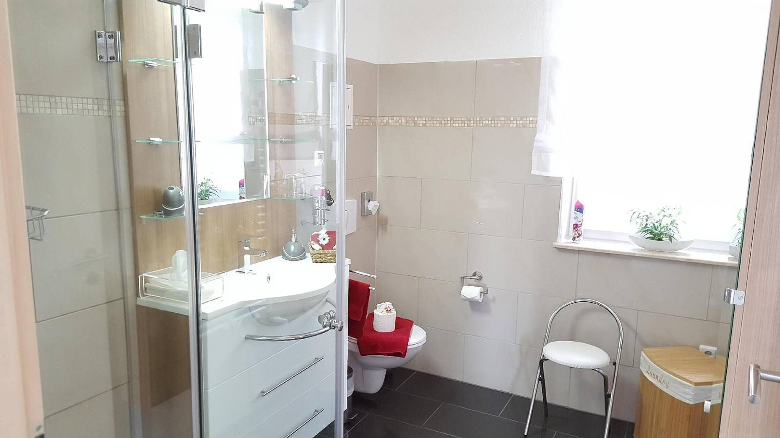 Appartement de vacances entier, Senior-friendly holiday flat on the ground floor with terrace in Zempin, Usedomer Norden