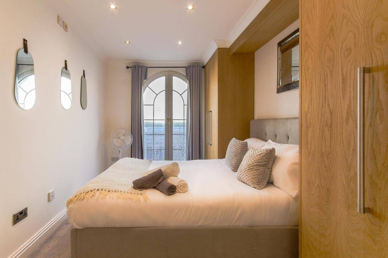 Entire apartment, Two-Bedroom Apartment in Brighton Marina, Brighton
