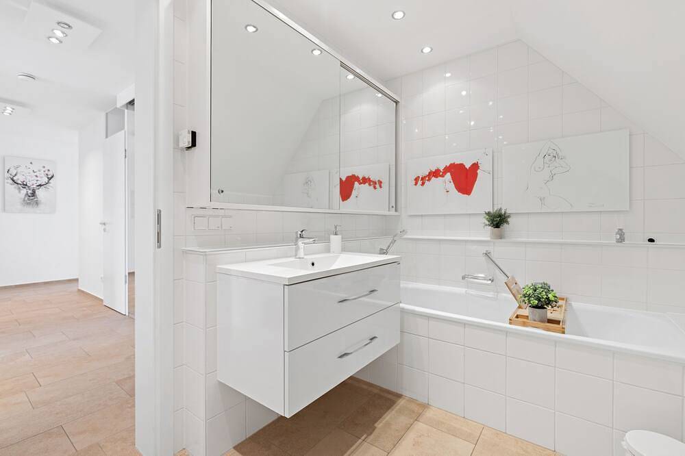 Ganze Wohnung, Helloflats: Luxury Penthouse/Center/Balcony/Parking/Therme/Airport in Erding, Oberbayern