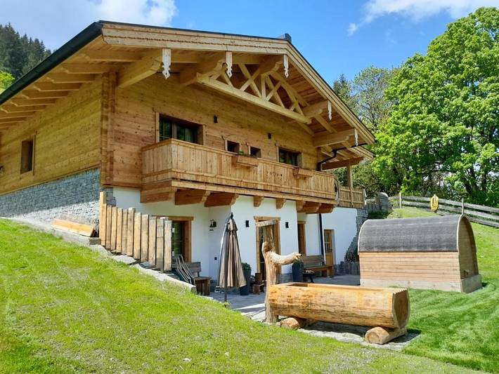 Chalet für 10 Personen, mit Sauna und Garten sowie Ausblick in Dienten am Hochkönig