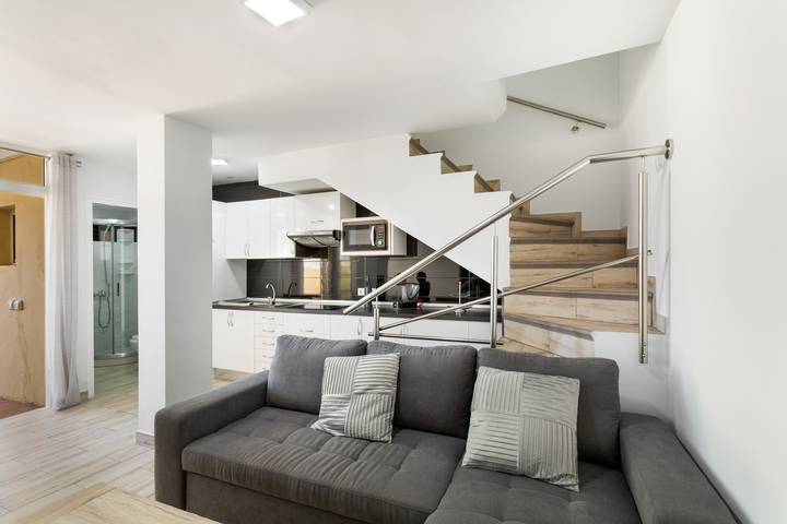 Apartamento entero, Apartamento de vacaciones 'Exclusive Sonemar' con piscina compartida y Wi-Fi in Sonnenland, San Bartolomé de Tirajana